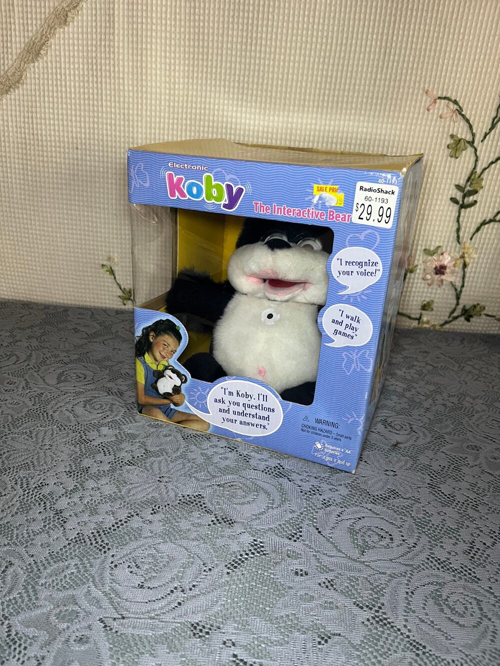 1999 MGA Electronic Koby The Interactive Bear RadioShack Talking Plush in Box